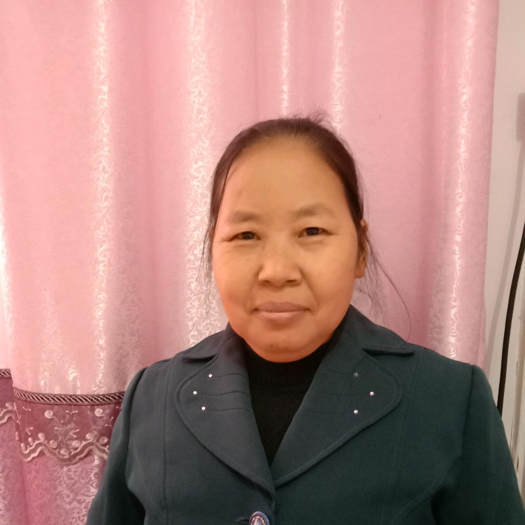 杨芬
