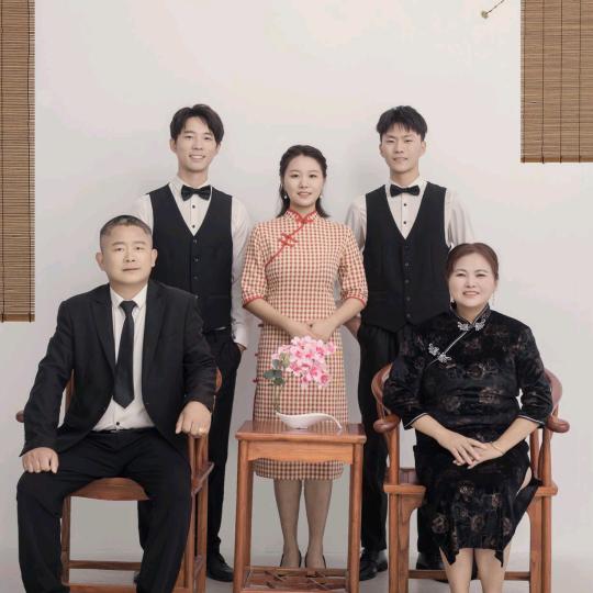 霞姐姐，