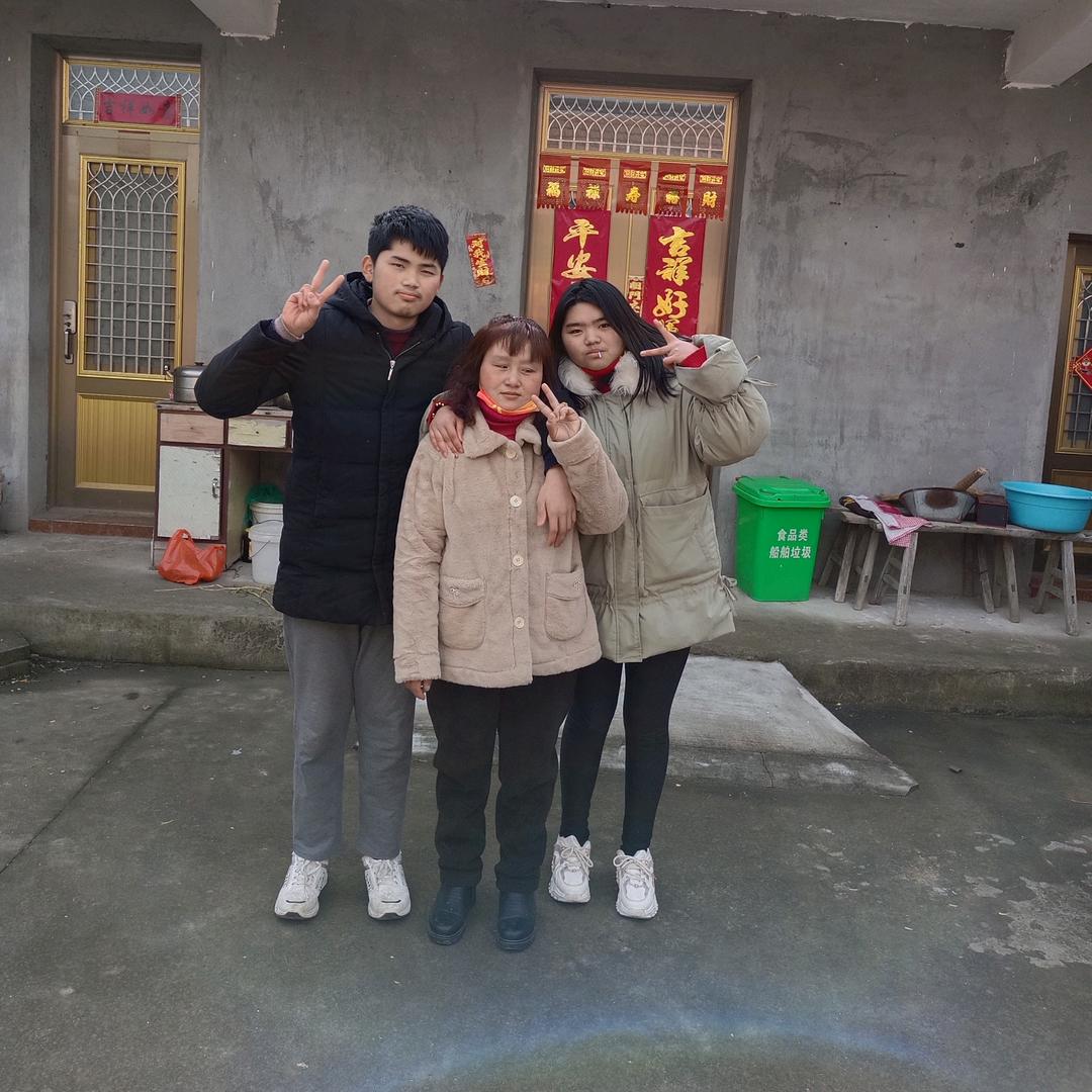 刘红