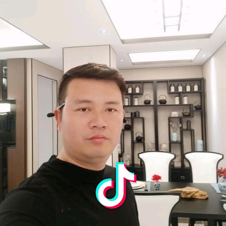 水