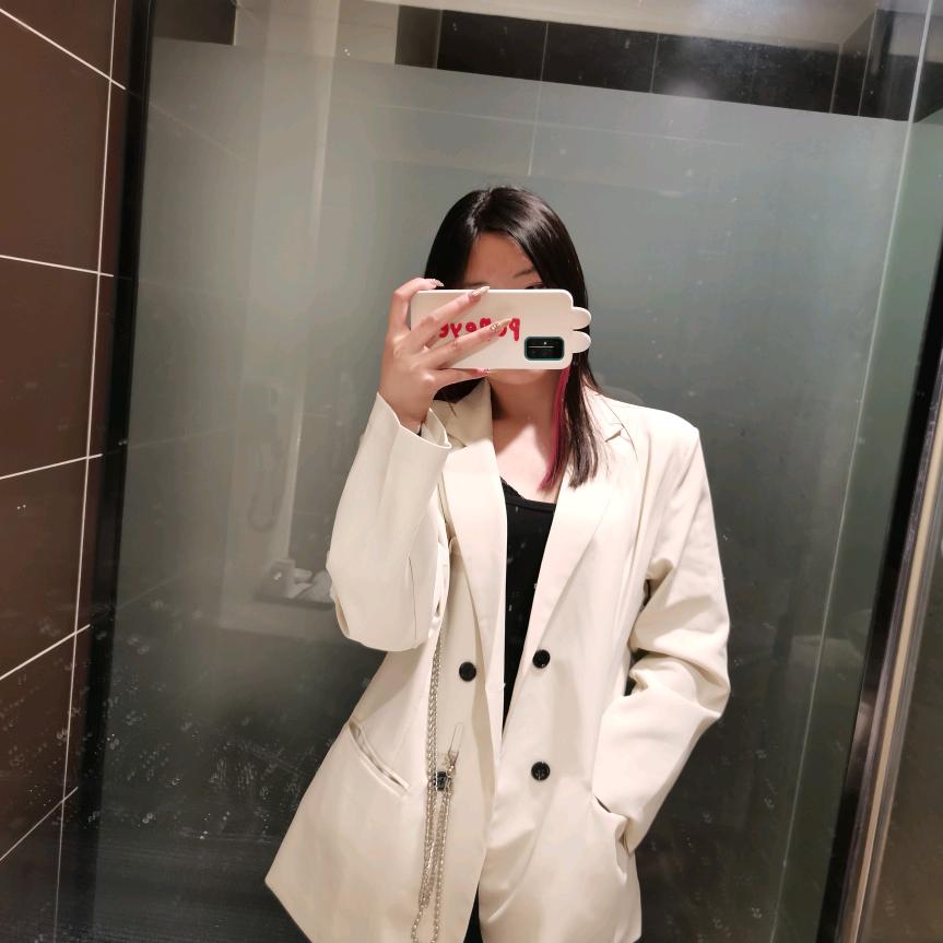 옌 몽.