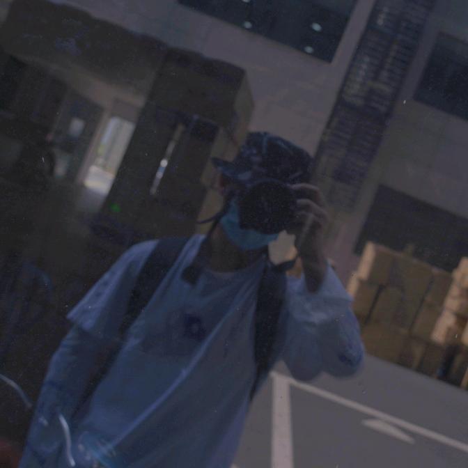 顾.