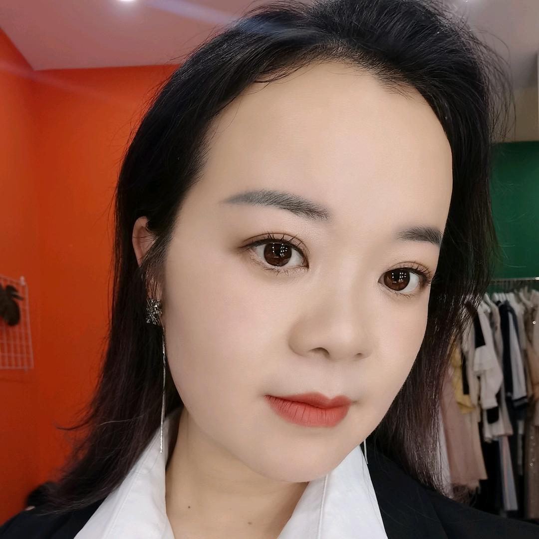 爱笑的真真