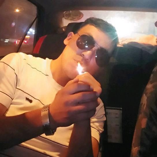 阿卜力克木。7798。。