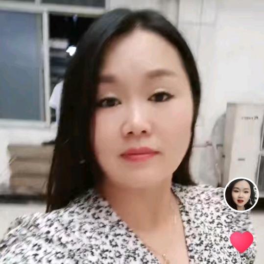 玲然月