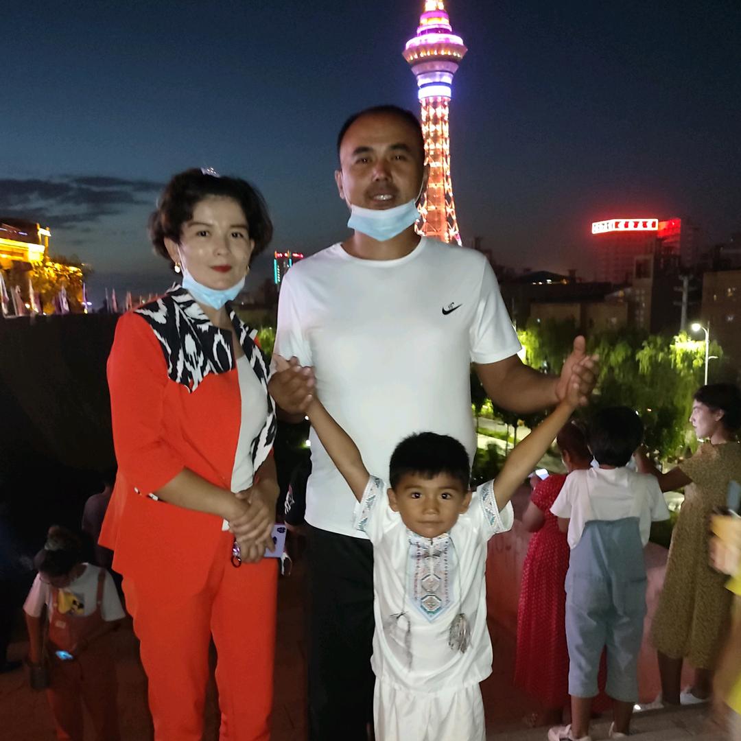 卡哈尔江