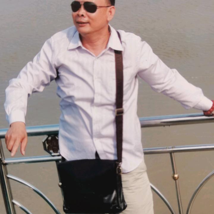 离江人