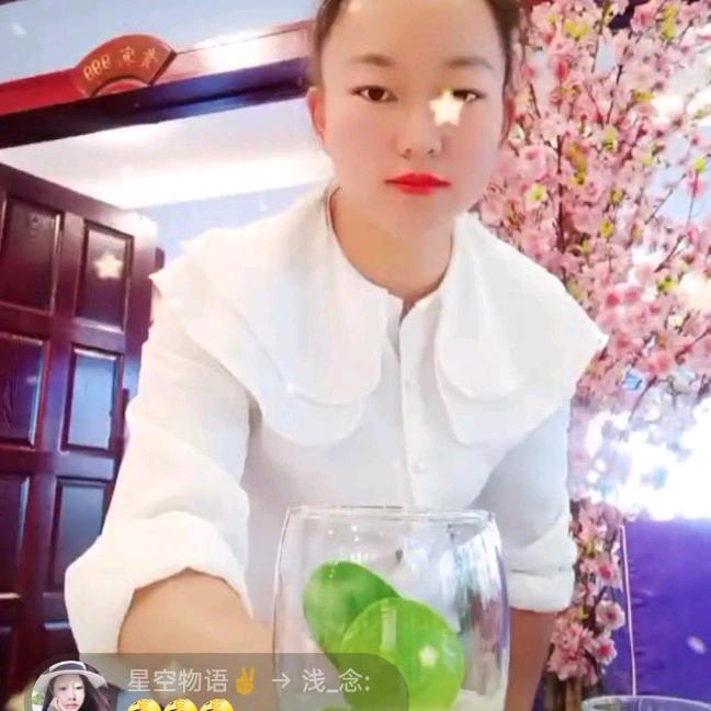 伟强富源酸菜脆皮金猪脚