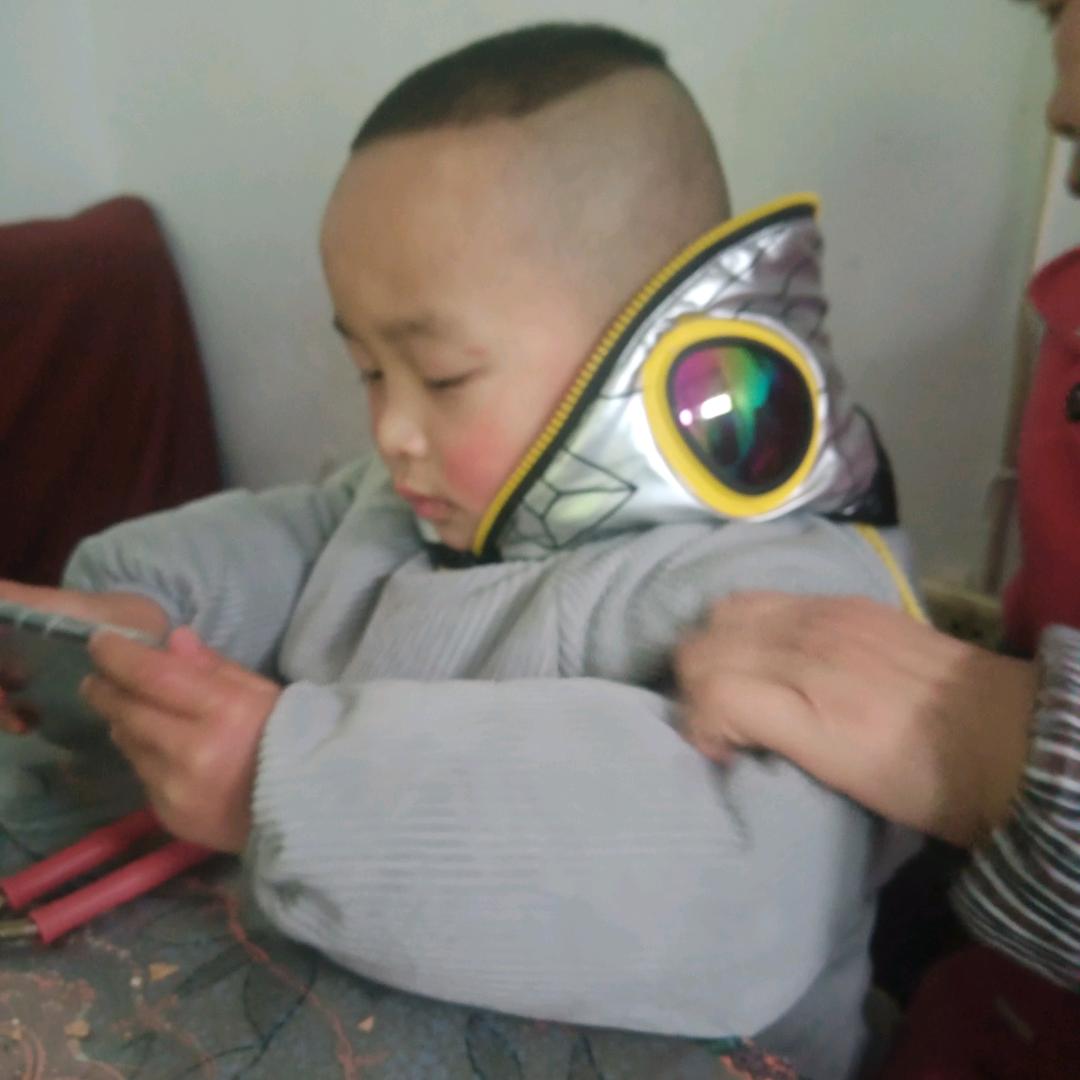 罗会霞