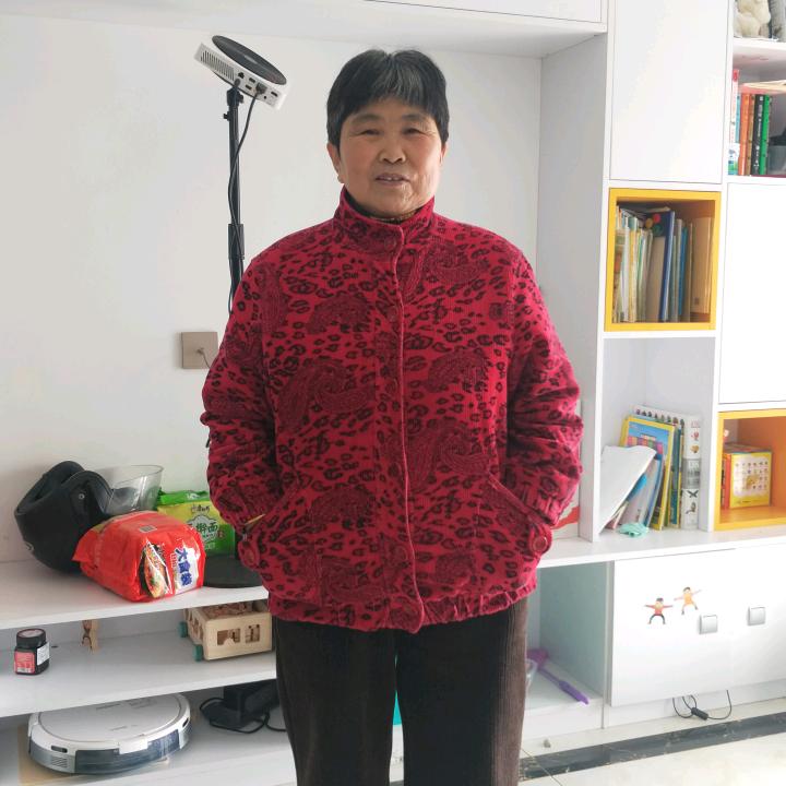 钢琴奶奶