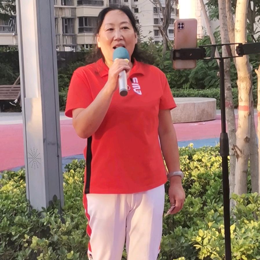 云朵爱唱歌