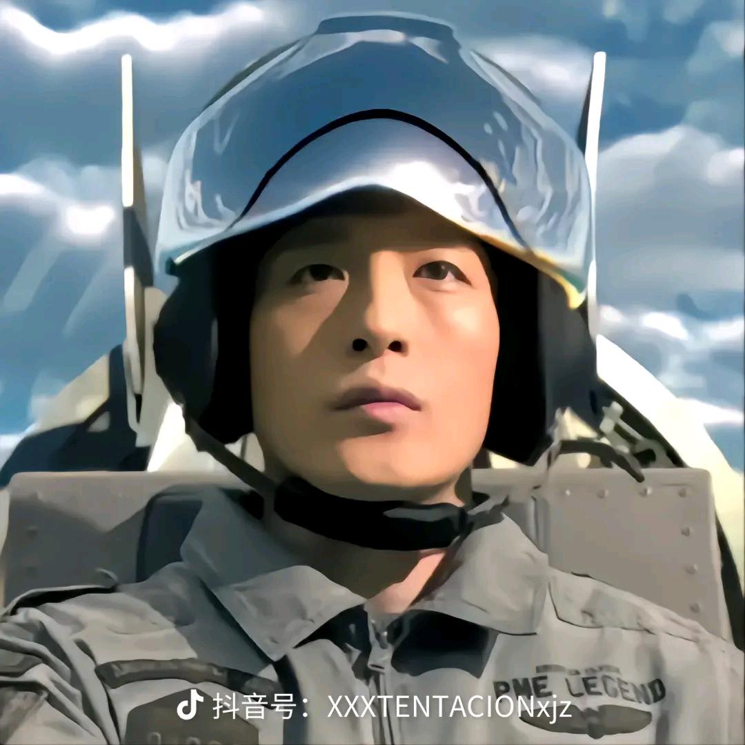 西伯利亚泰坦龙单手捏爆小行星⭐