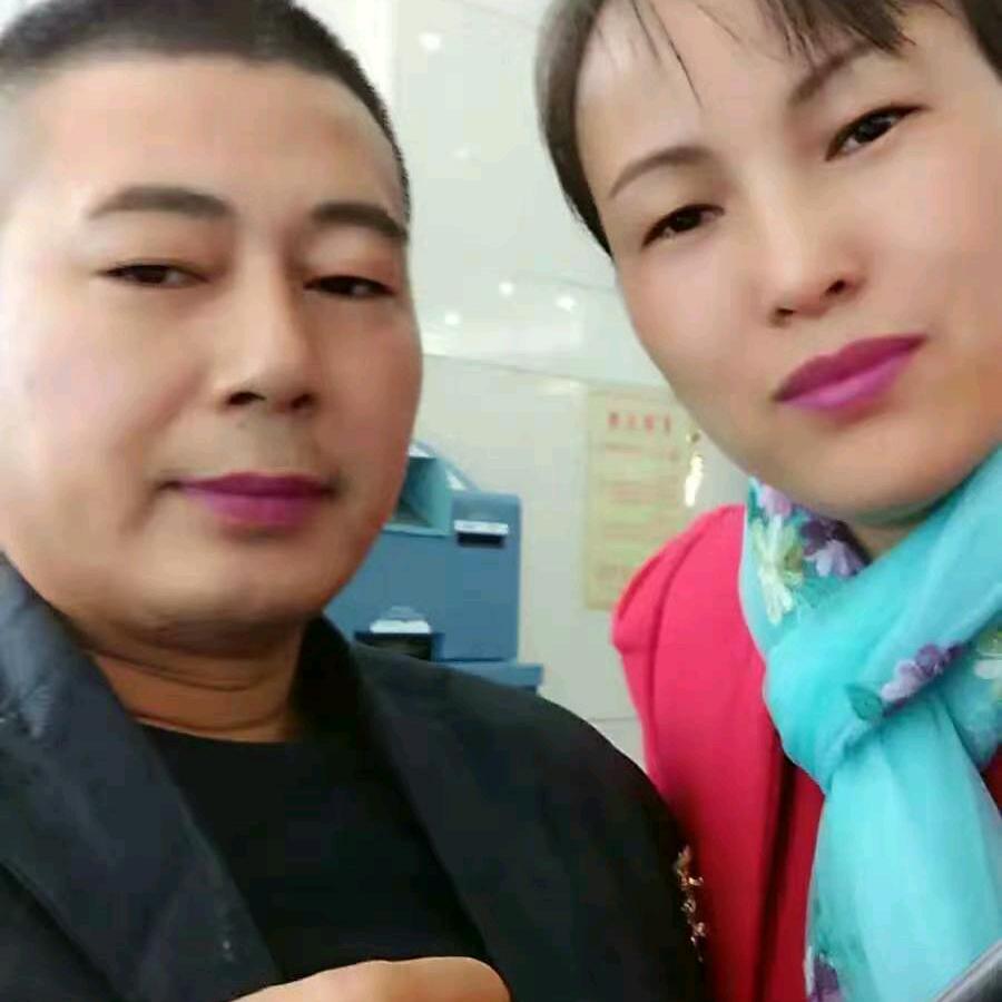 老熊。幸福一家。