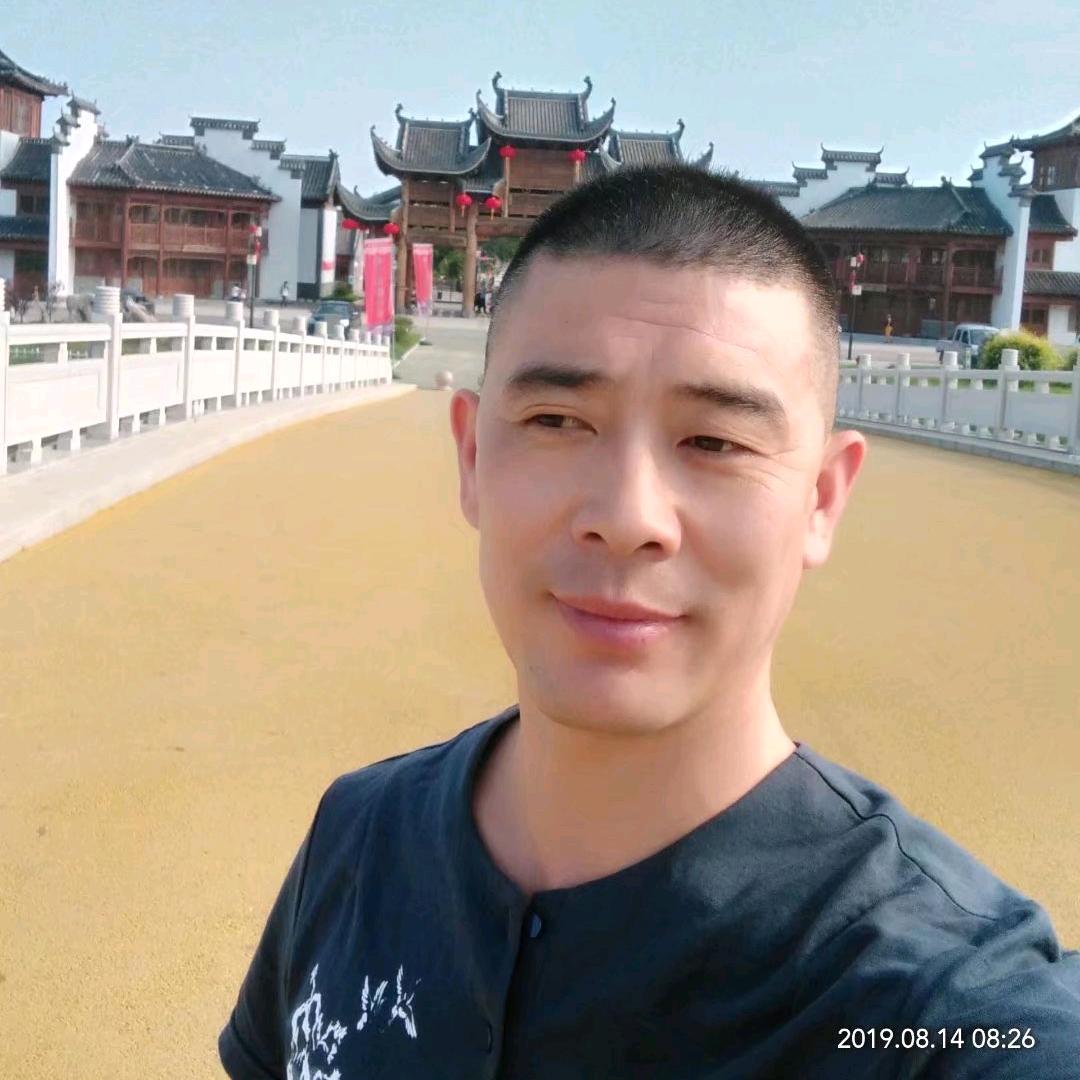 👉 装 修  小 哥