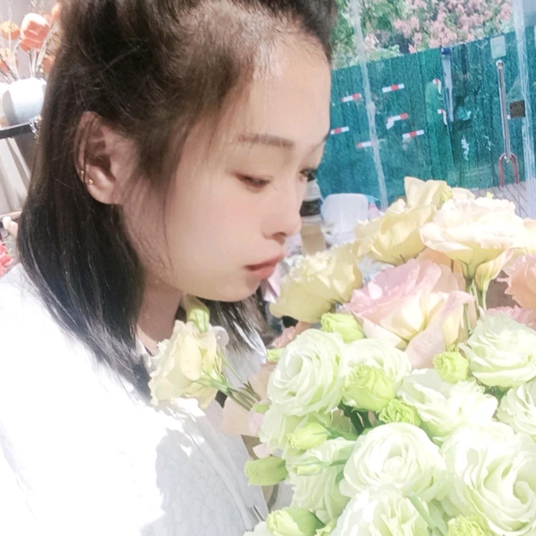 @朵