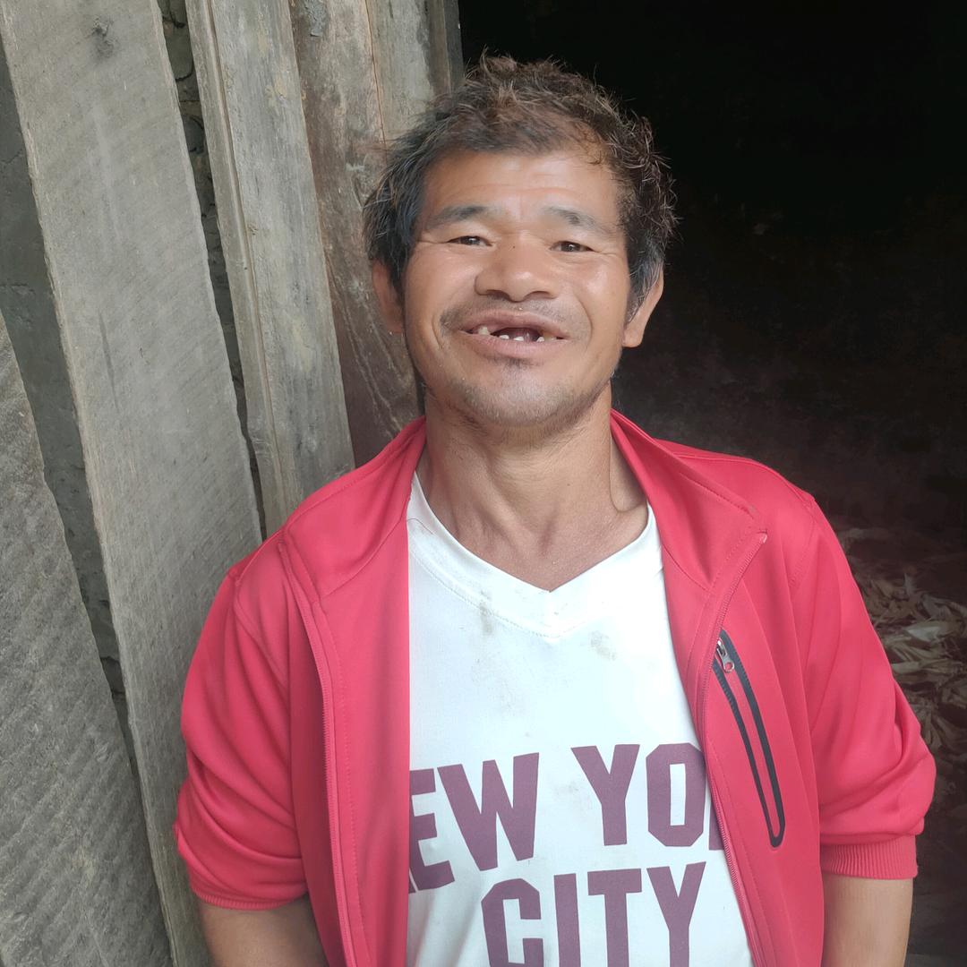 农村伤感哥的小号。