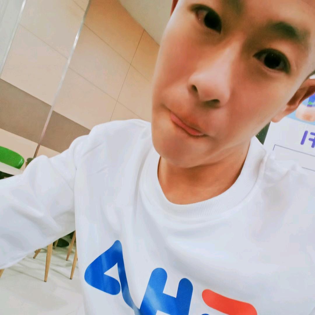 莫言。