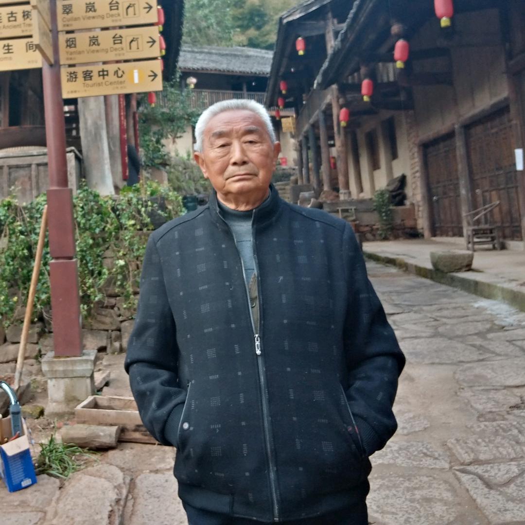 谢恩银