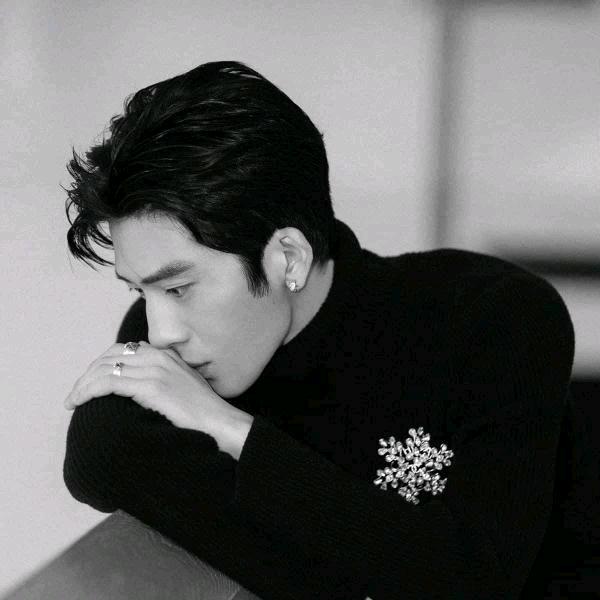 @এۣۖิ侑妳訫侒＊