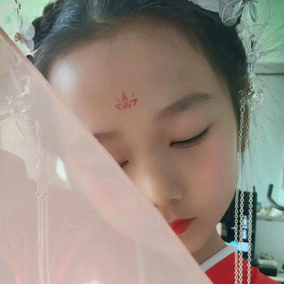 褚婷子（美丽衣橱）