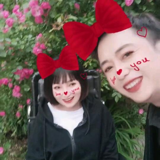 小龙@大静静