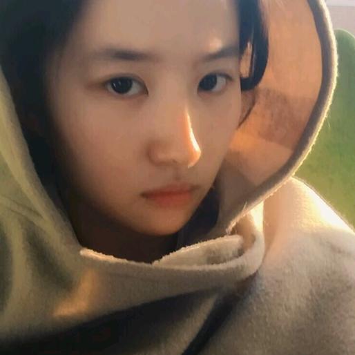 超级美丽帅女子