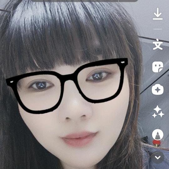 辉煌房产家政周笑云