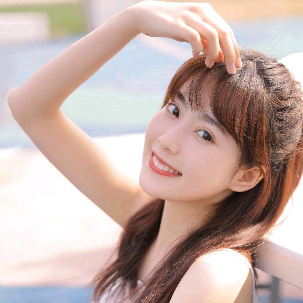 雨中漫步，