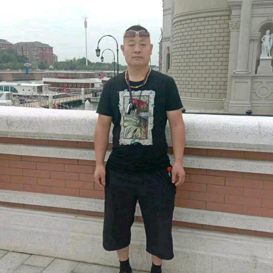 男儿当自强明哥