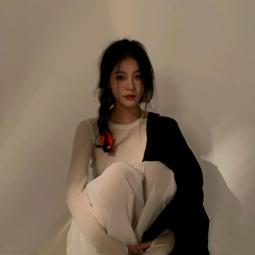 阿丽