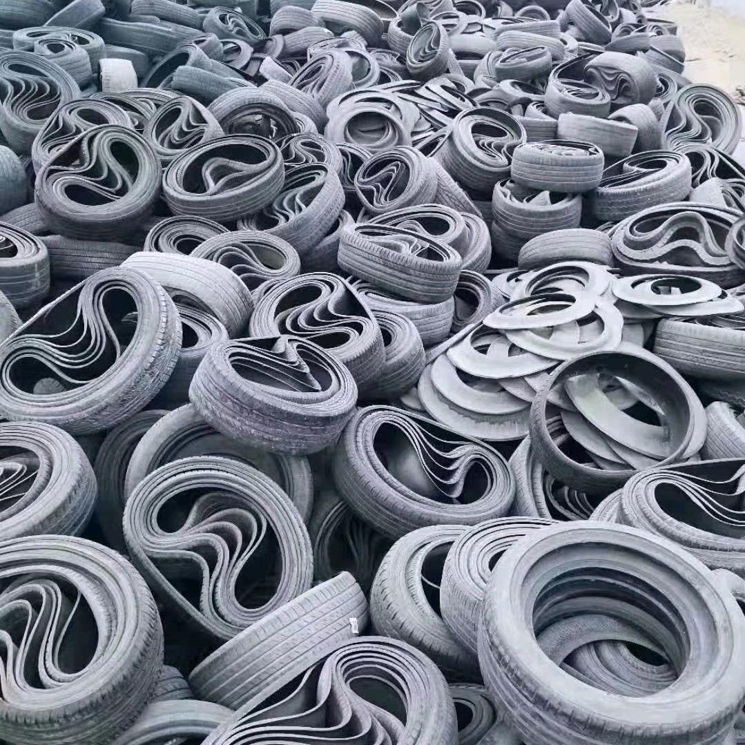 炼油厂大量回收废旧橡胶，废旧轮胎
