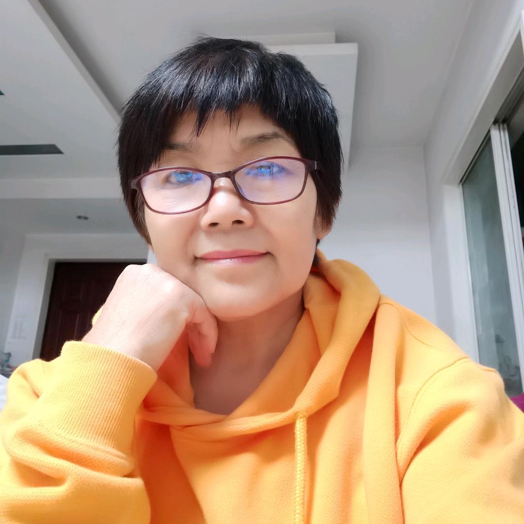 阳光灿烂.