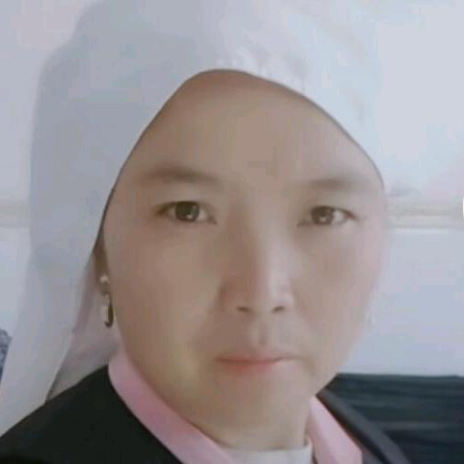 开心俩个人拒绝私聊。