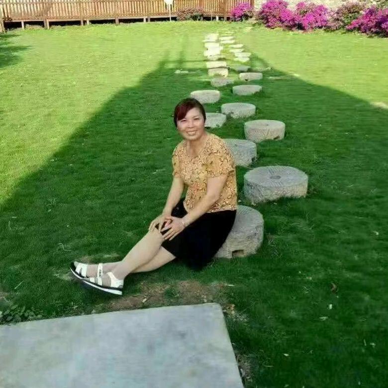 农村四妹，我是贵州兴义人，直播不定时
