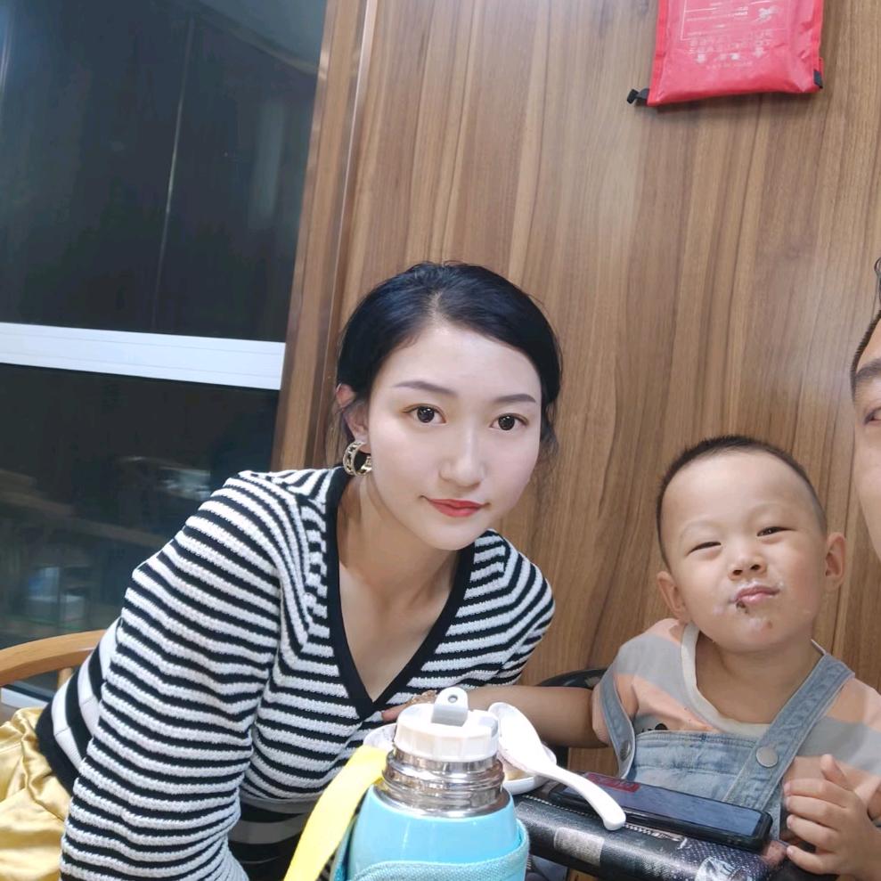 @臭宝的香麻麻👸