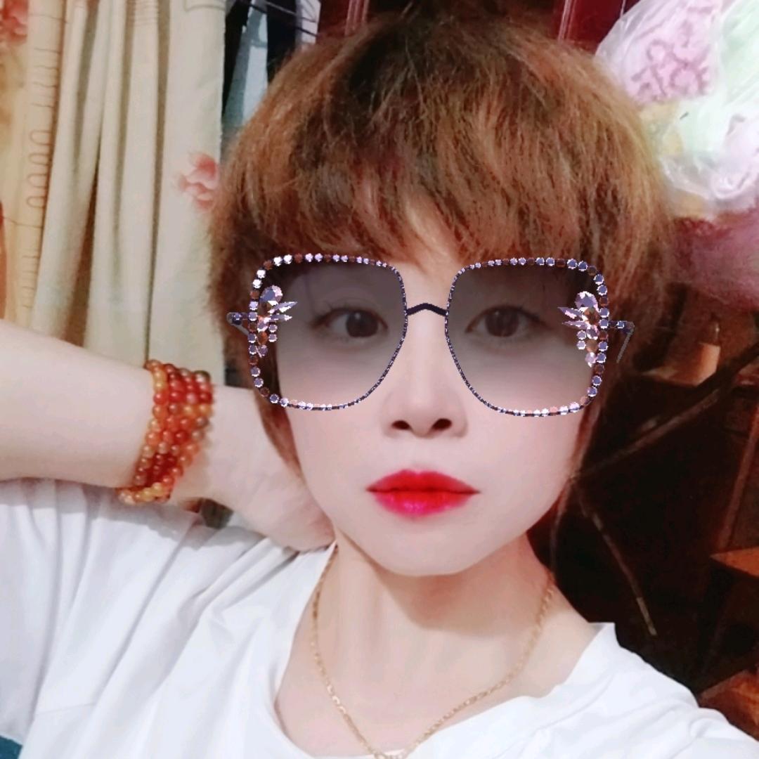 @燕大姐（善良的母老虎）
