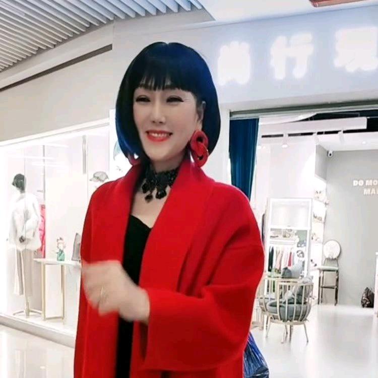 姚姚服装店