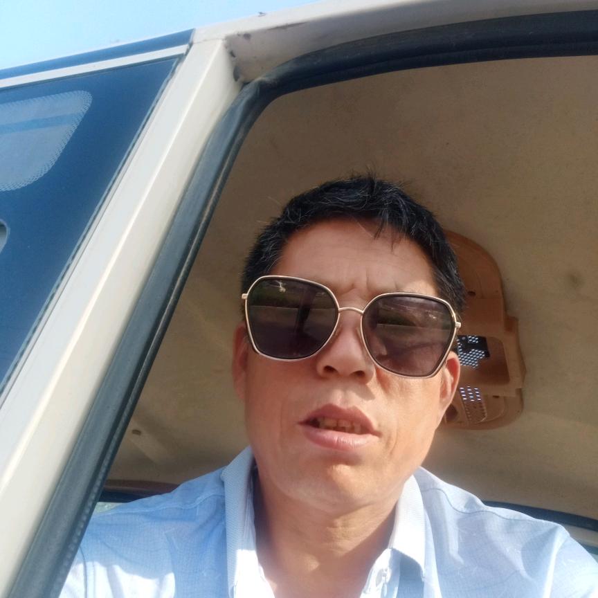 明锐芮淇爷爷