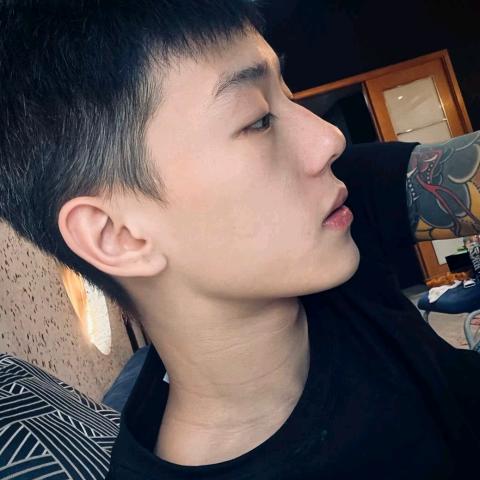 贾 云超