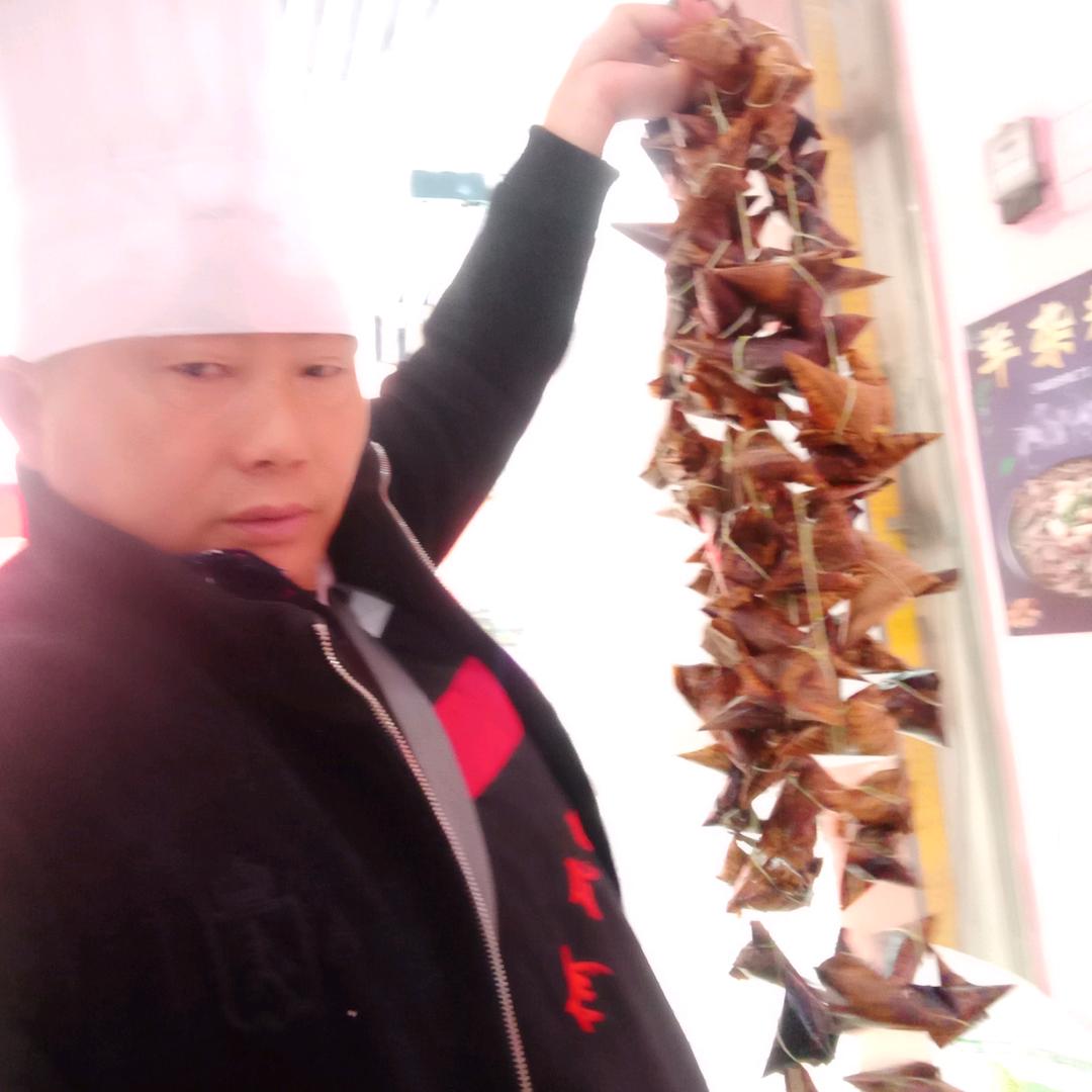 安岳姚市何琪坝坝宴团队