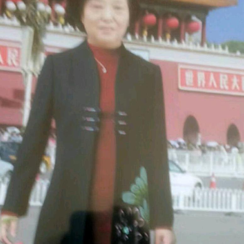 敬碧容