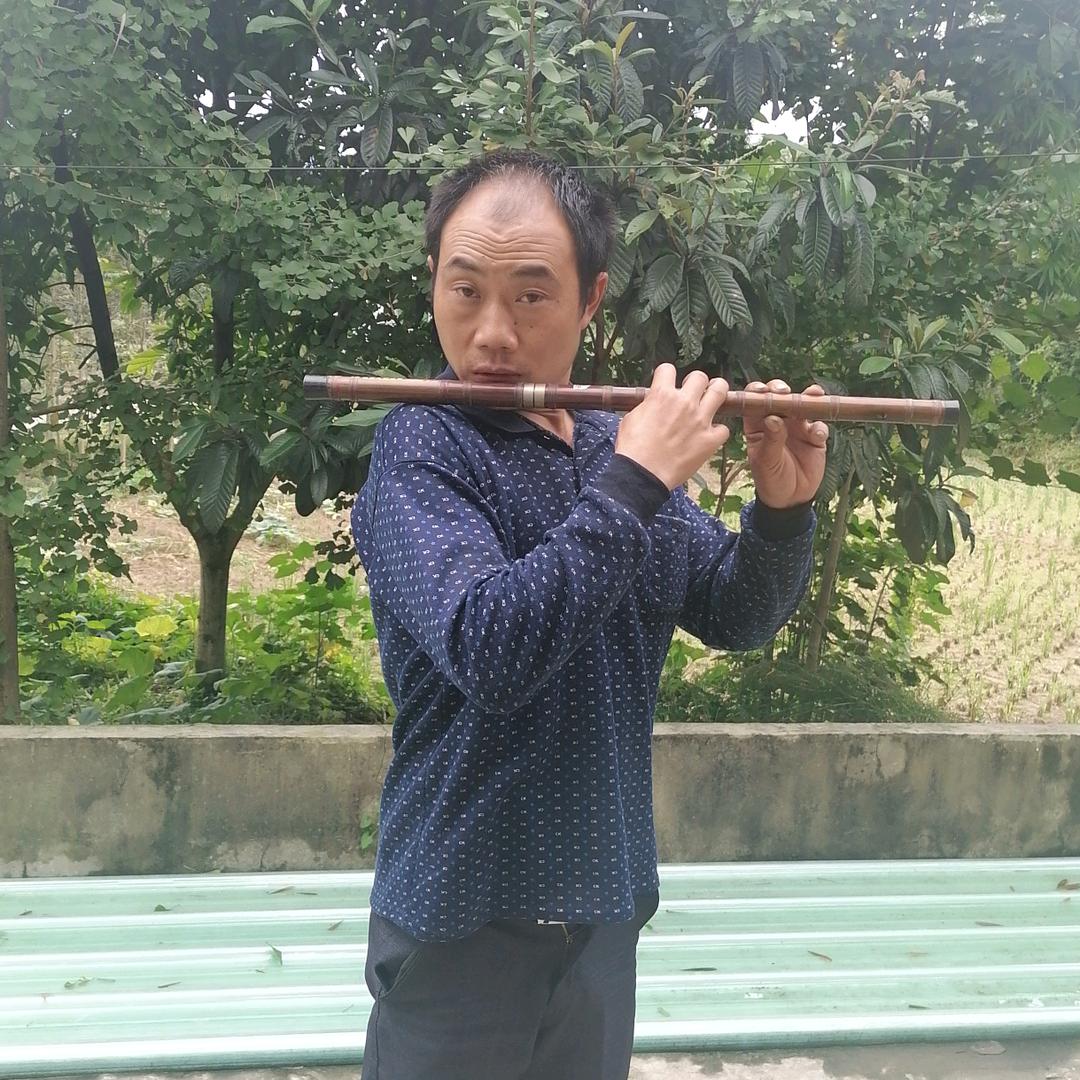 杨明