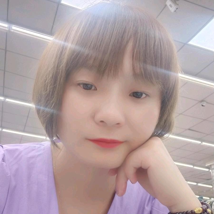 紫藤树下♥等待