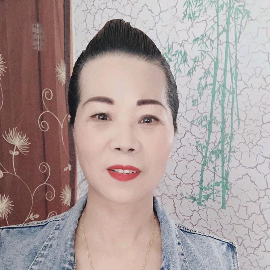 舞动青春。