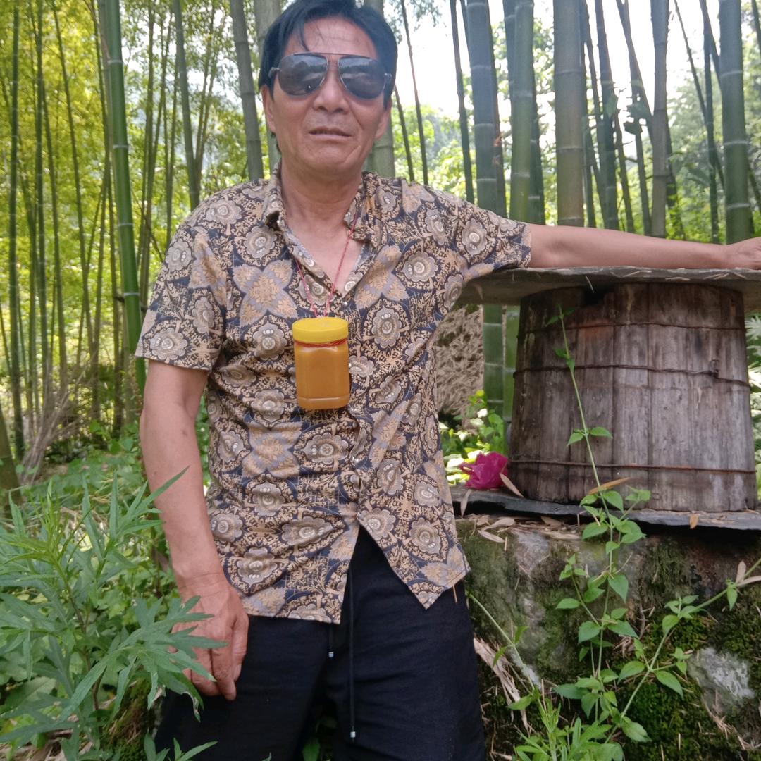 蜂啊哥