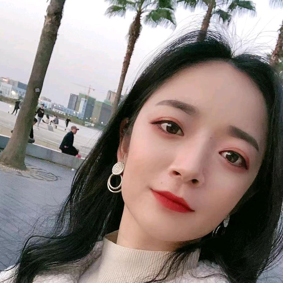 赵小姐服饰