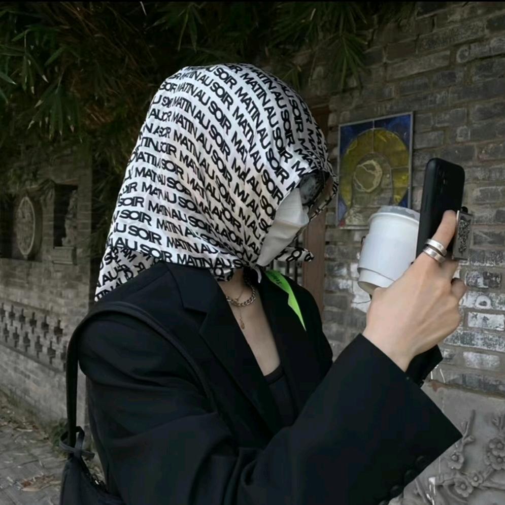 𝗟𝗶𝗶𝗲_𝗲𝗼𝘃𝗲