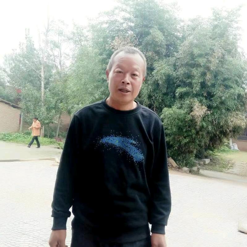 红旗飘飘