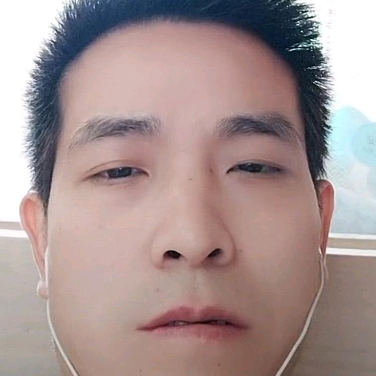 努力生活的人儿