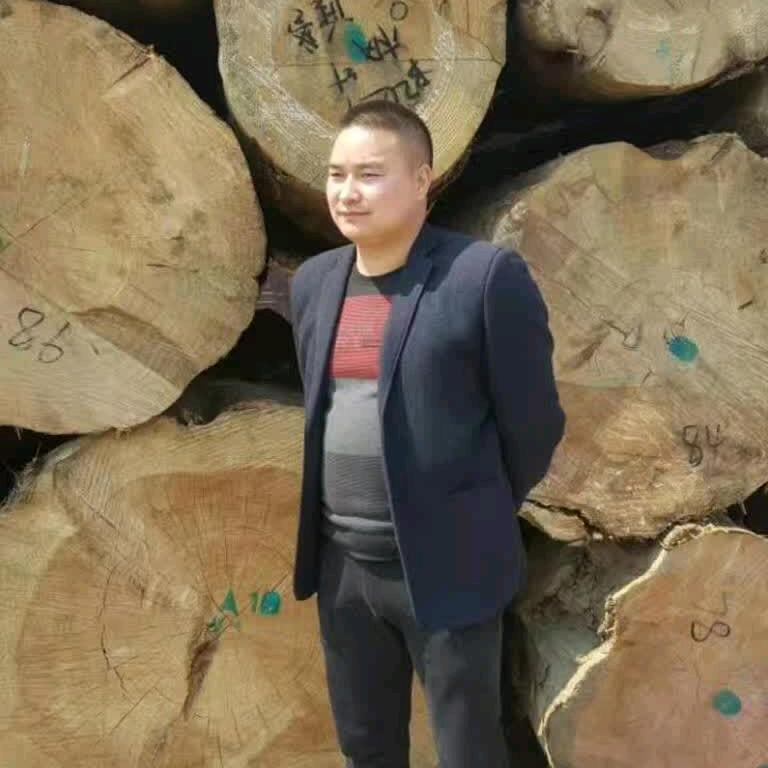 销售各种寿材，板材有需要请联系我。